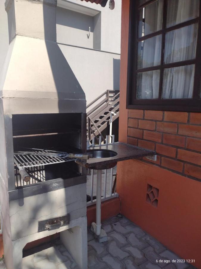 Apartamento Estilo Chale - Enxaimel ボンビーニャス エクステリア 写真