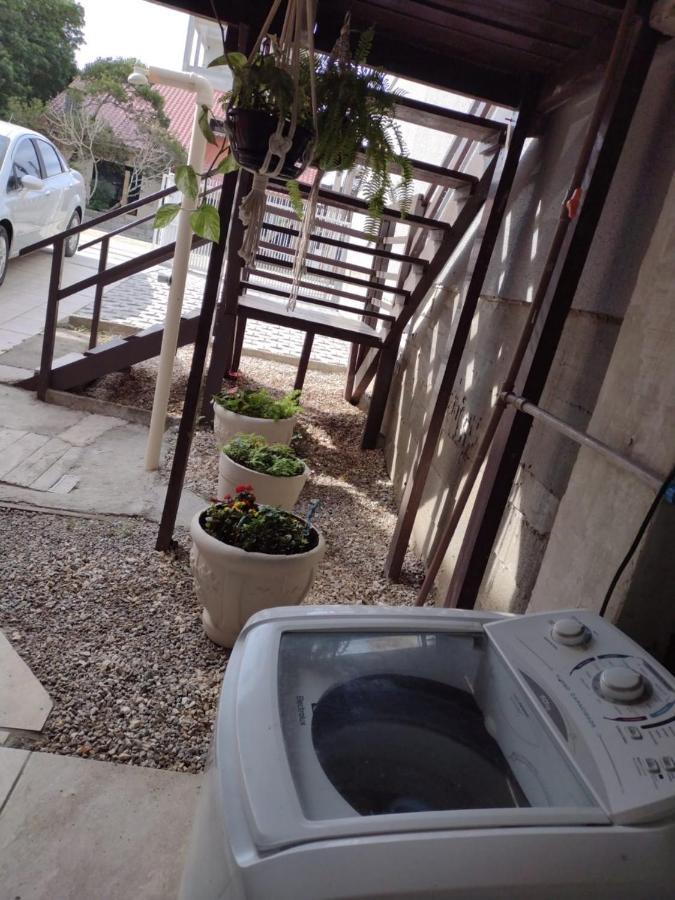 Apartamento Estilo Chale - Enxaimel ボンビーニャス エクステリア 写真